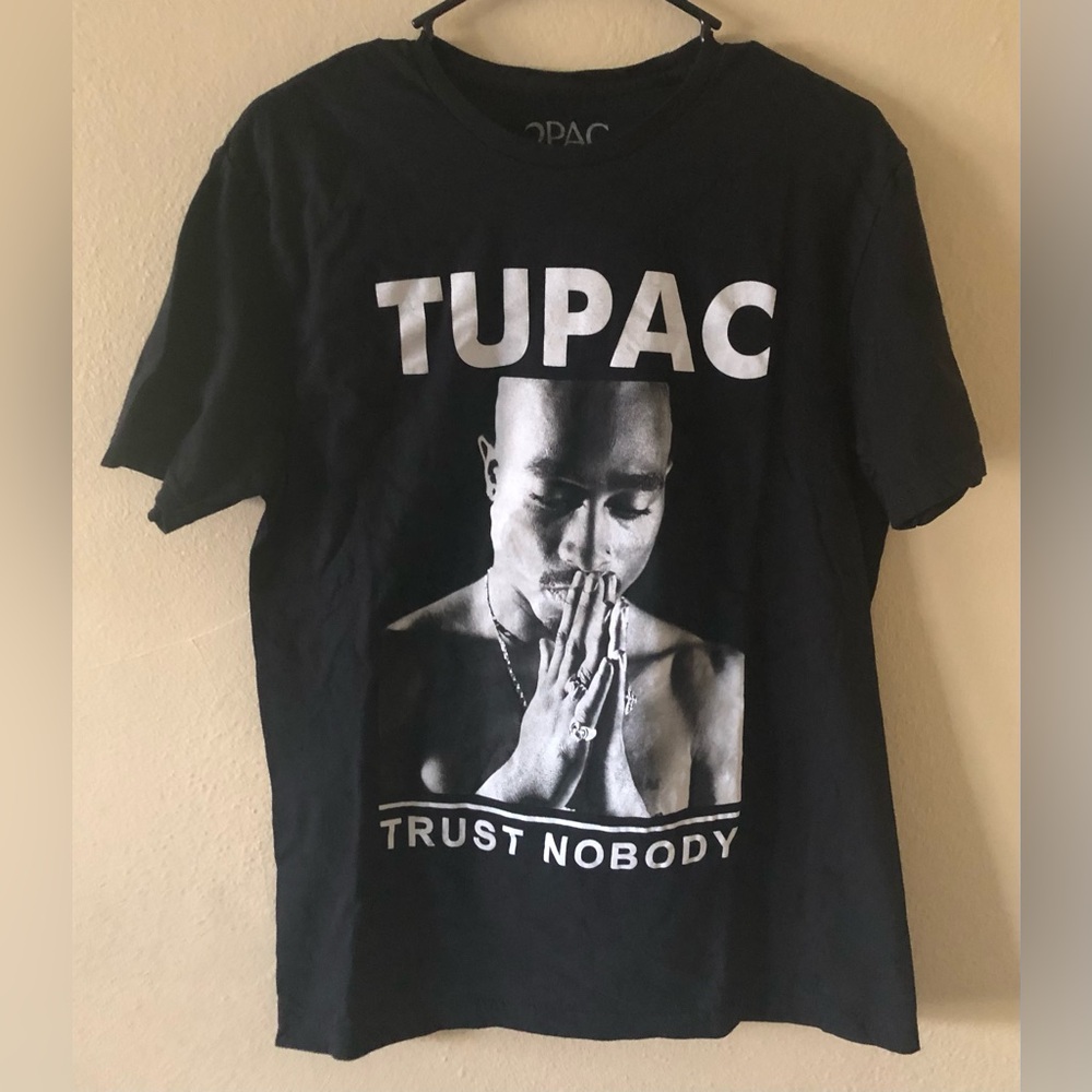 🔥SALE🔥 Graphic Tee